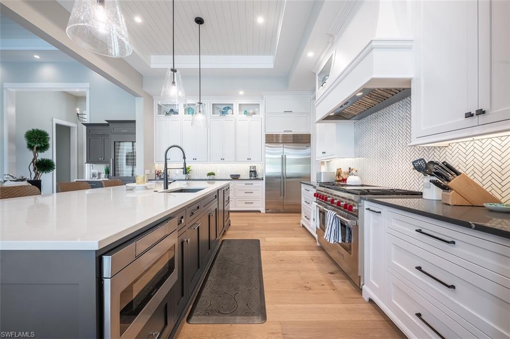 ROYAL HARBOR - Residential