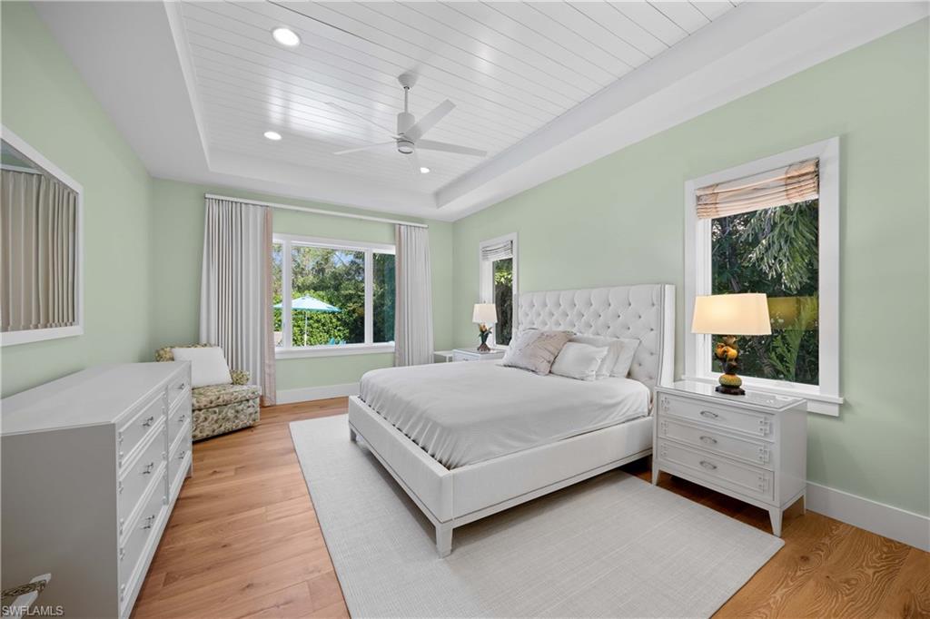 MOORINGS - Residential