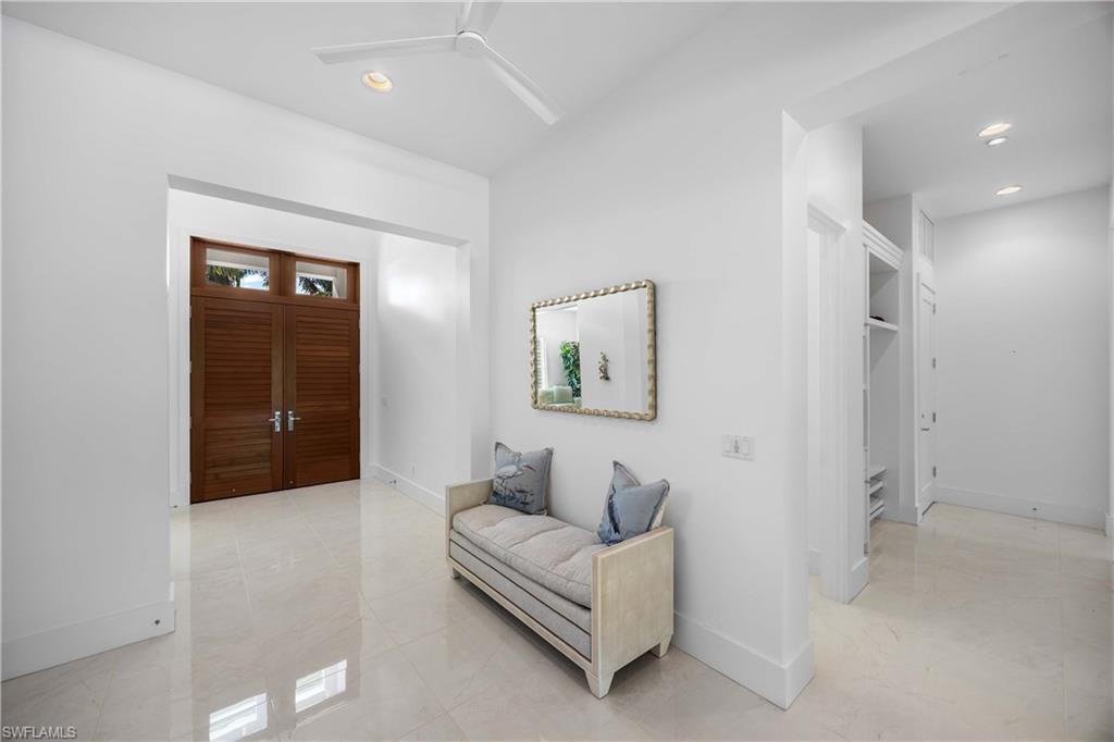 MOORINGS - Residential