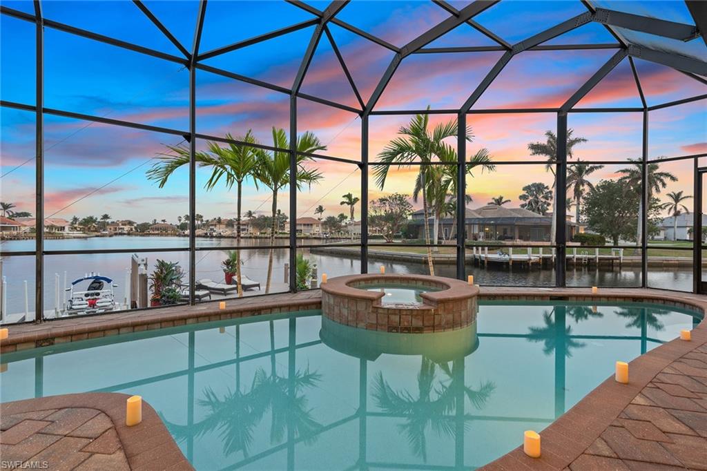 MARCO BEACH - Residential