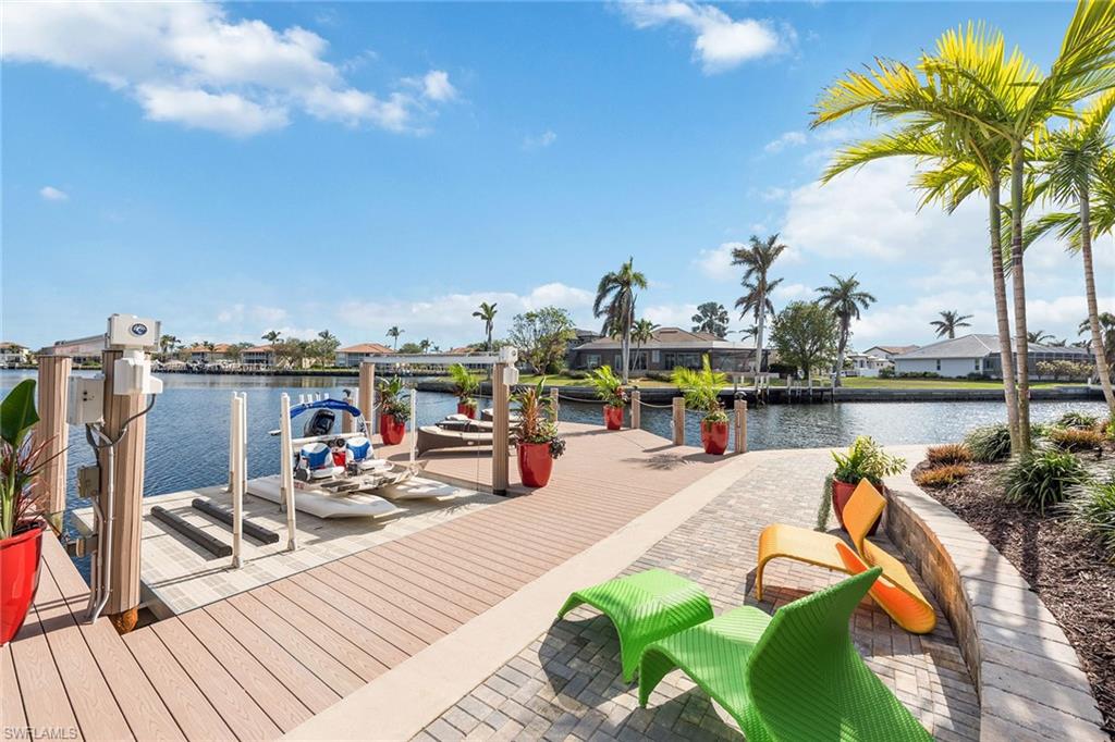 MARCO BEACH - Residential