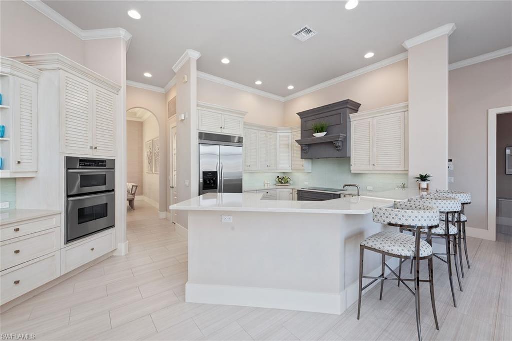 MARCO BEACH - Residential