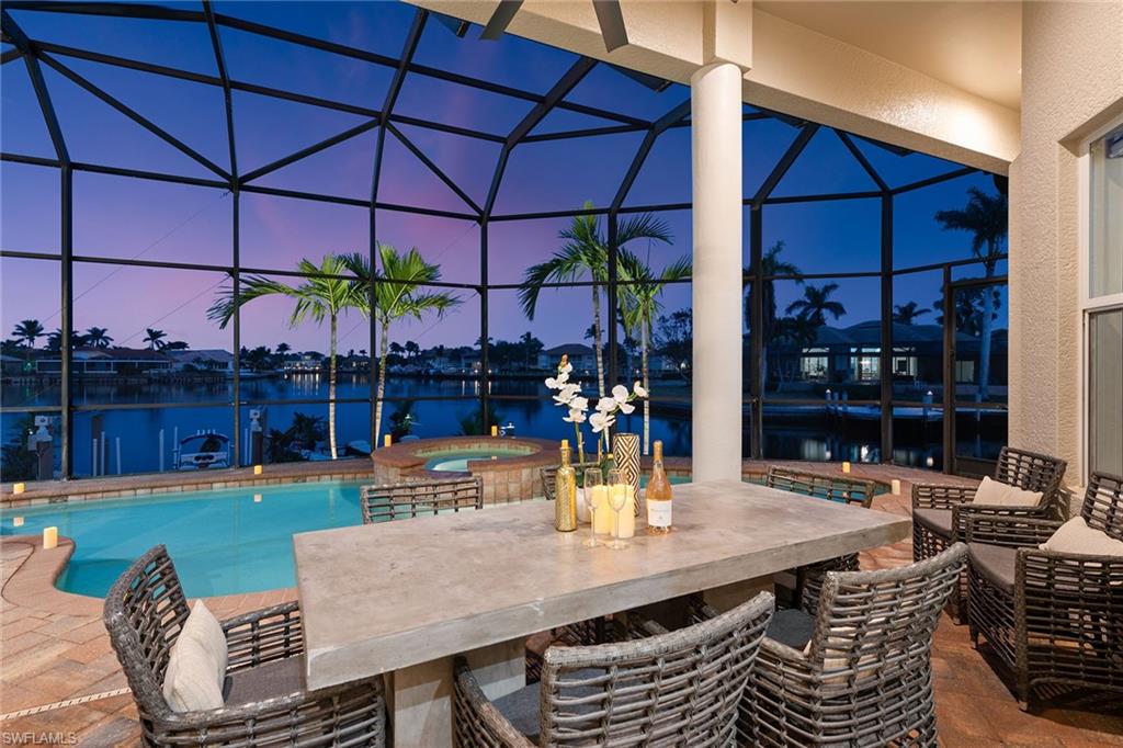 MARCO BEACH - Residential