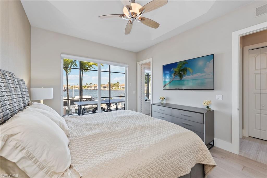 MARCO BEACH - Residential