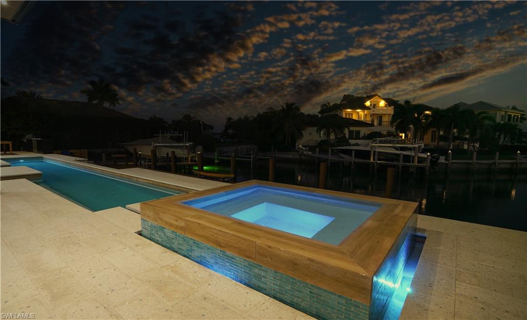 MARCO BEACH - Residential