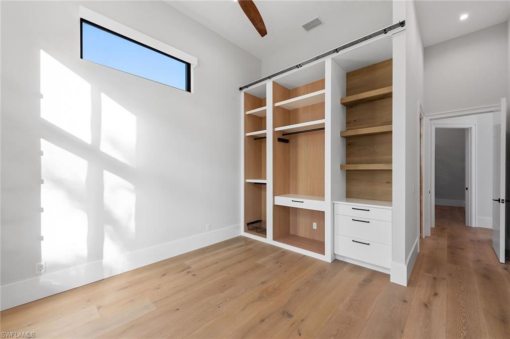 MARCO BEACH - Residential