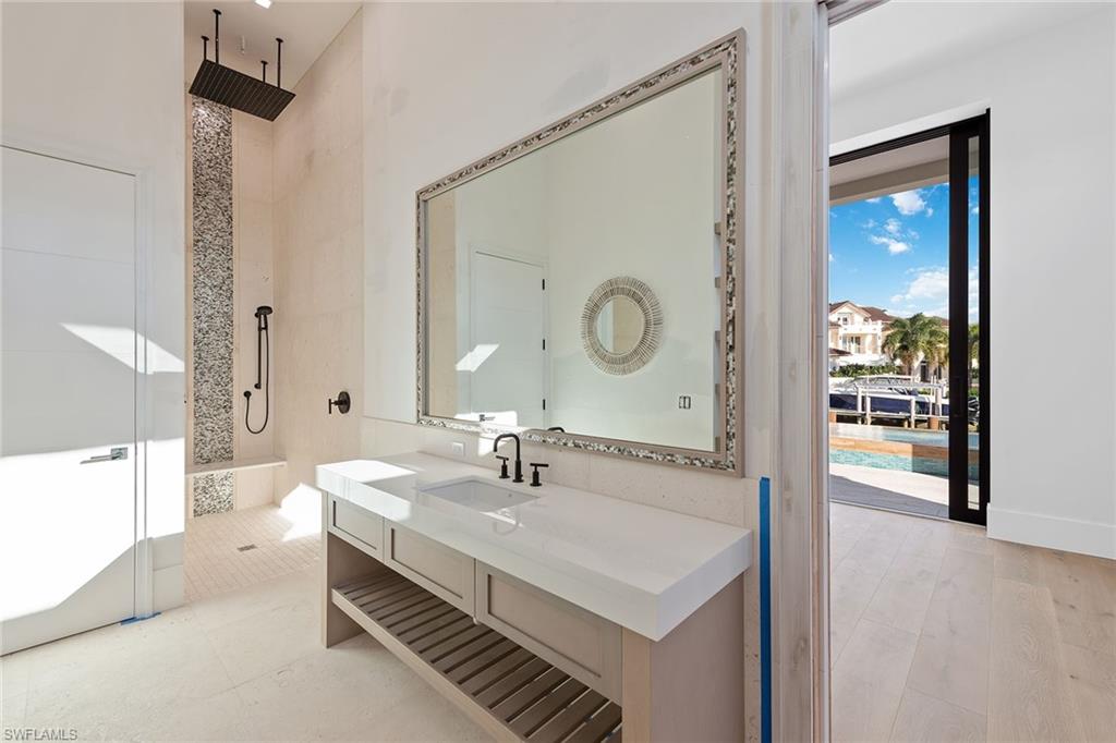 MARCO BEACH - Residential