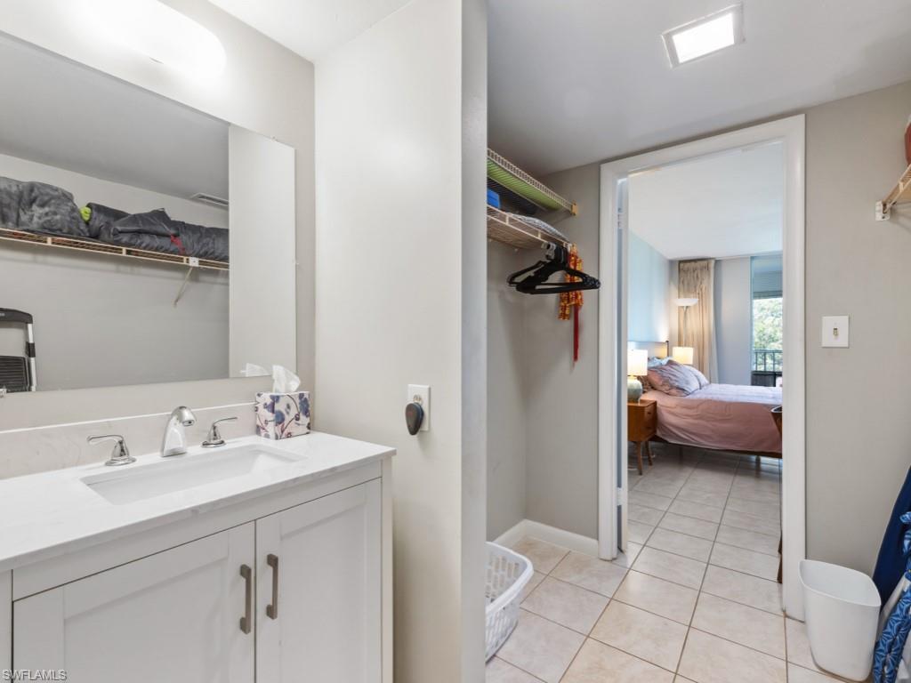 VANDERBILT TOWERS - Residential