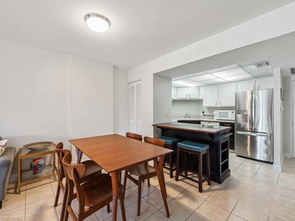 VANDERBILT TOWERS - Residential