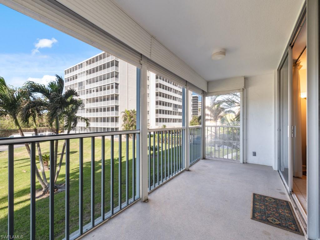 VANDERBILT TOWERS - Residential