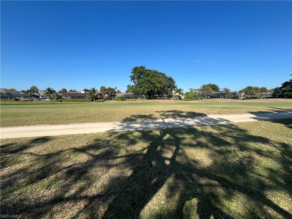 SPANISH WELLS - Land