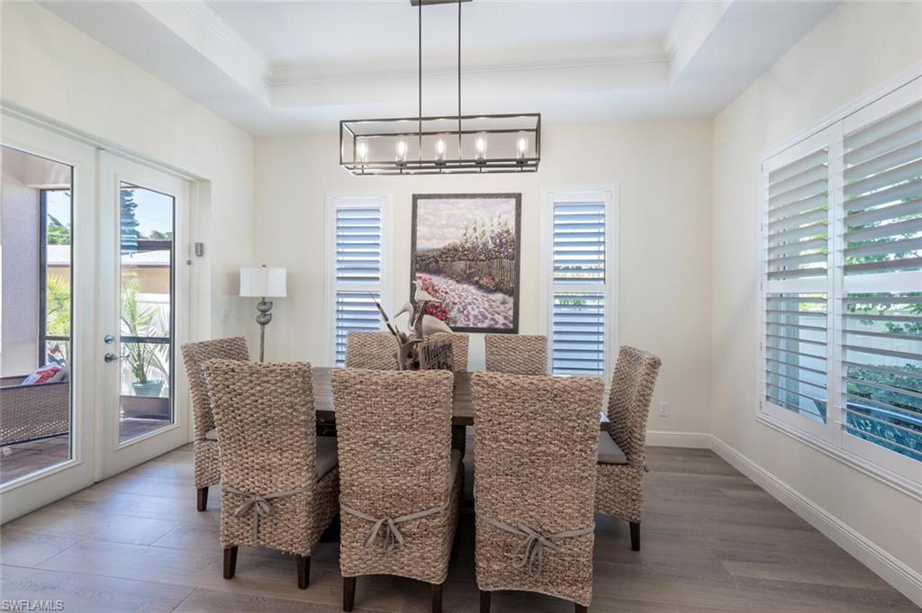 NAPLES PARK - Residential