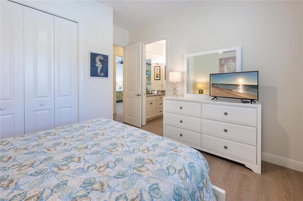 NAPLES PARK - Residential