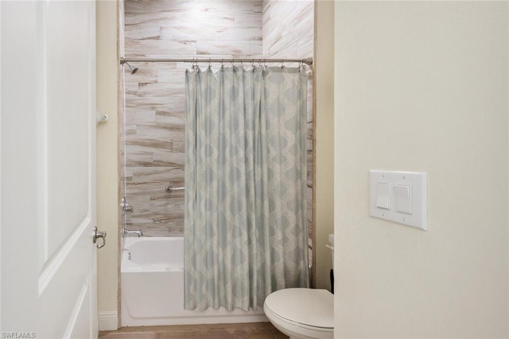 NAPLES PARK - Residential