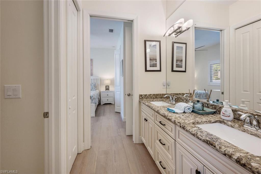 NAPLES PARK - Residential