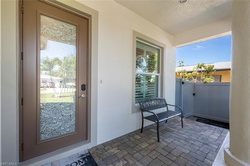 NAPLES PARK - Residential