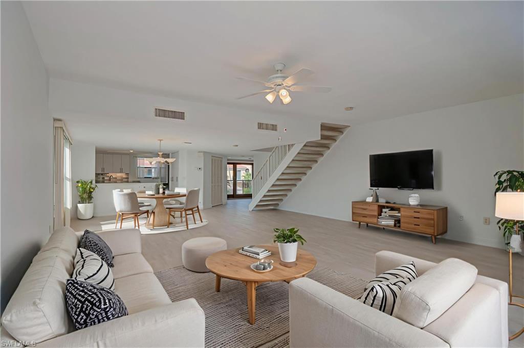 CLAM COURT - Residential