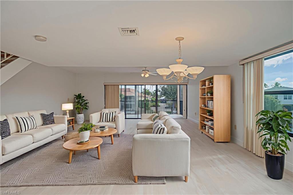 CLAM COURT - Residential