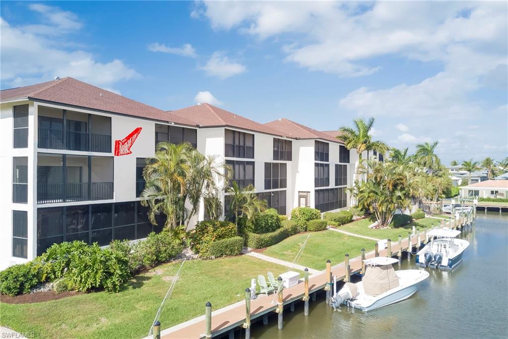 CLAM COURT - Residential