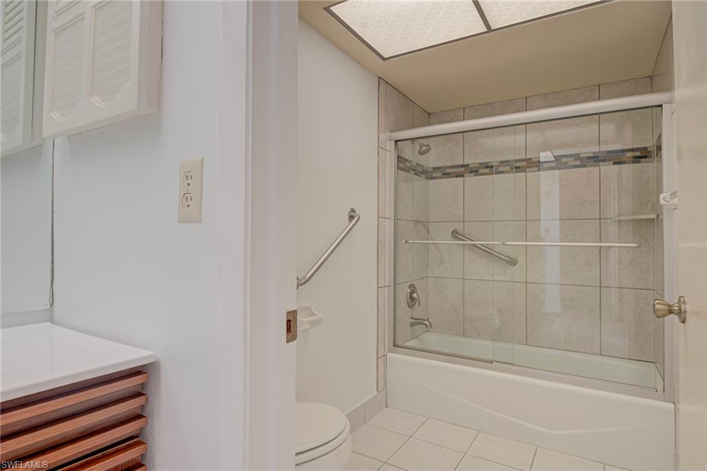 CLAM COURT - Residential