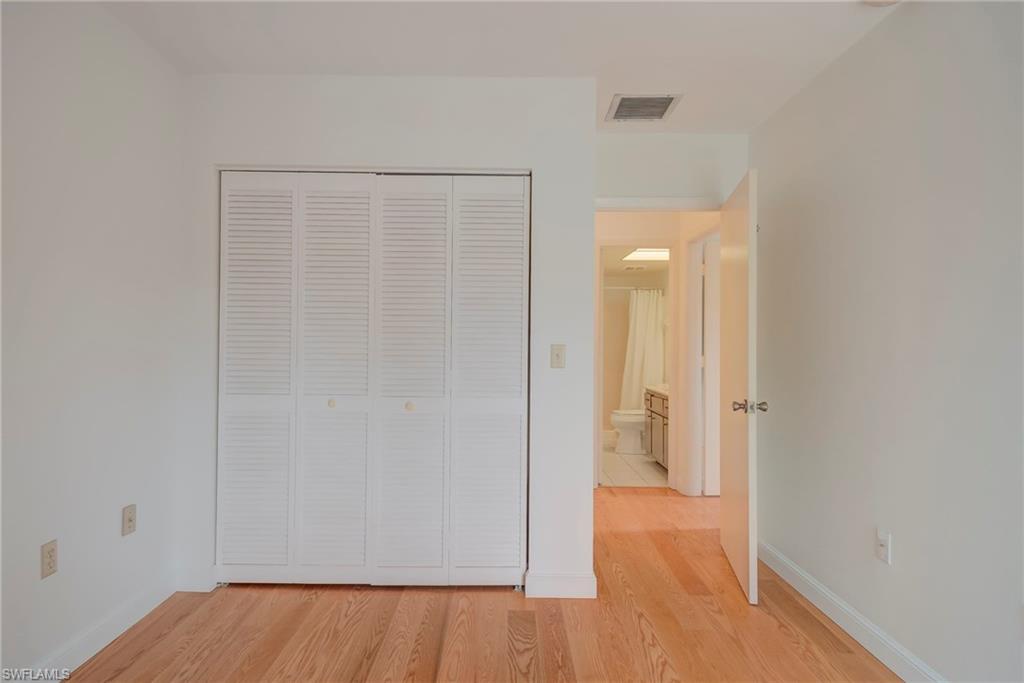 CLAM COURT - Residential