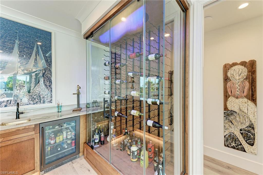 BAY TO BEACH - Residential