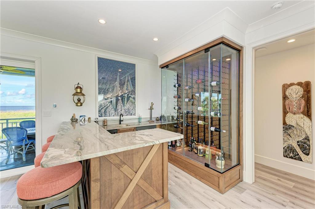 BAY TO BEACH - Residential