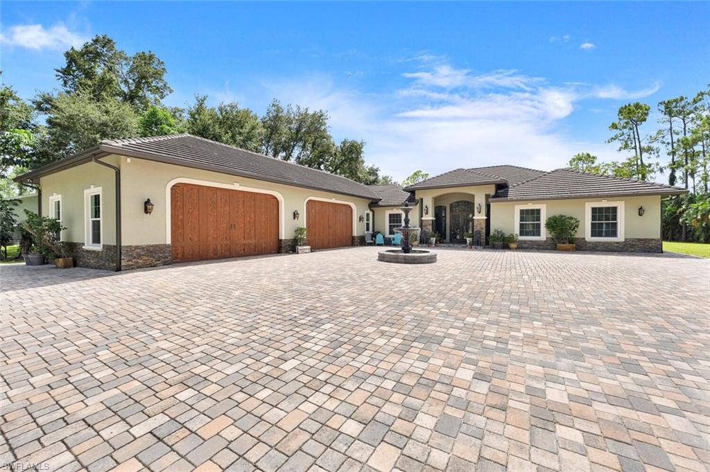 1381 Oakes BLVD
