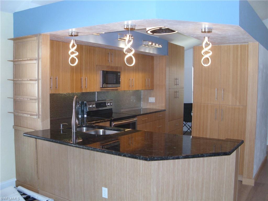 WORLD TENNIS CENTER - Residential