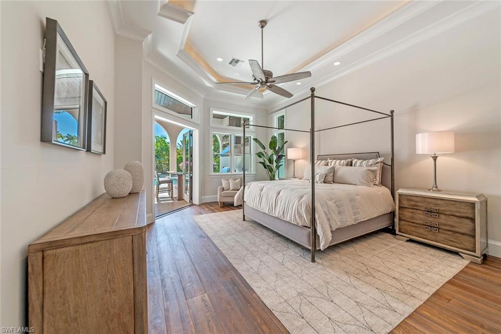 MOORINGS - Residential