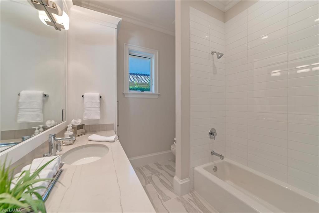 MOORINGS - Residential