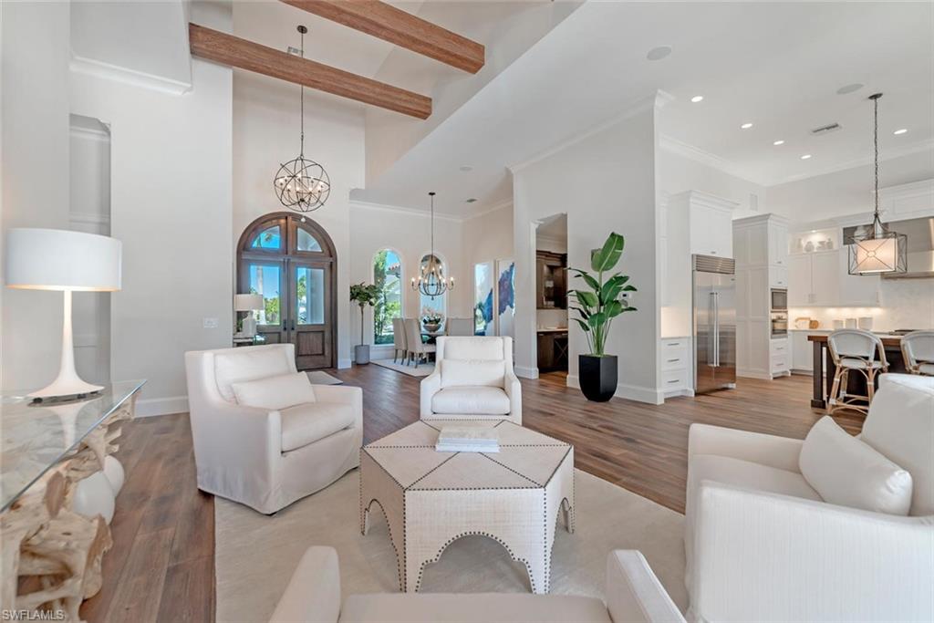 MOORINGS - Residential