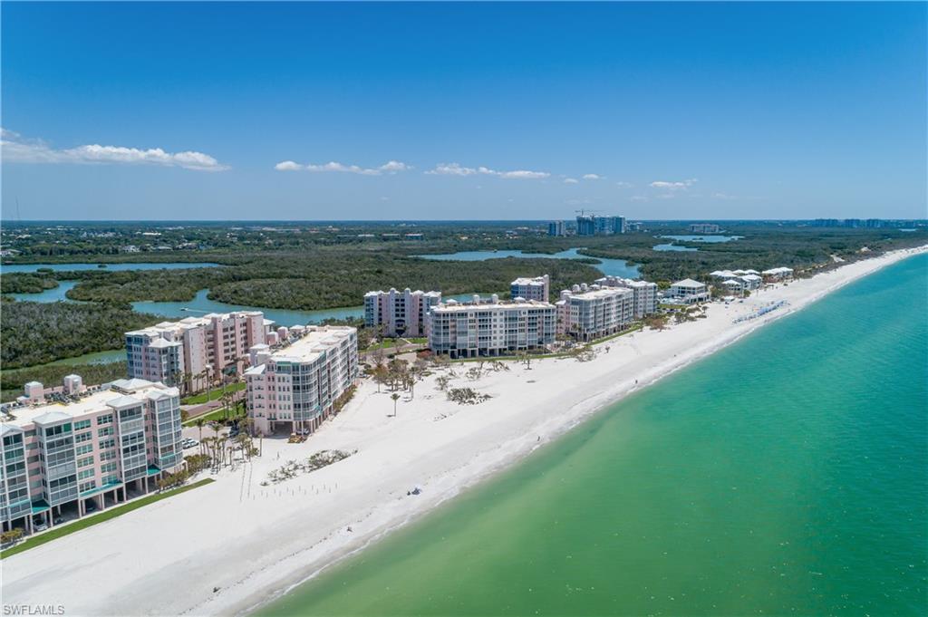 BAREFOOT BEACH CLUB - Residential