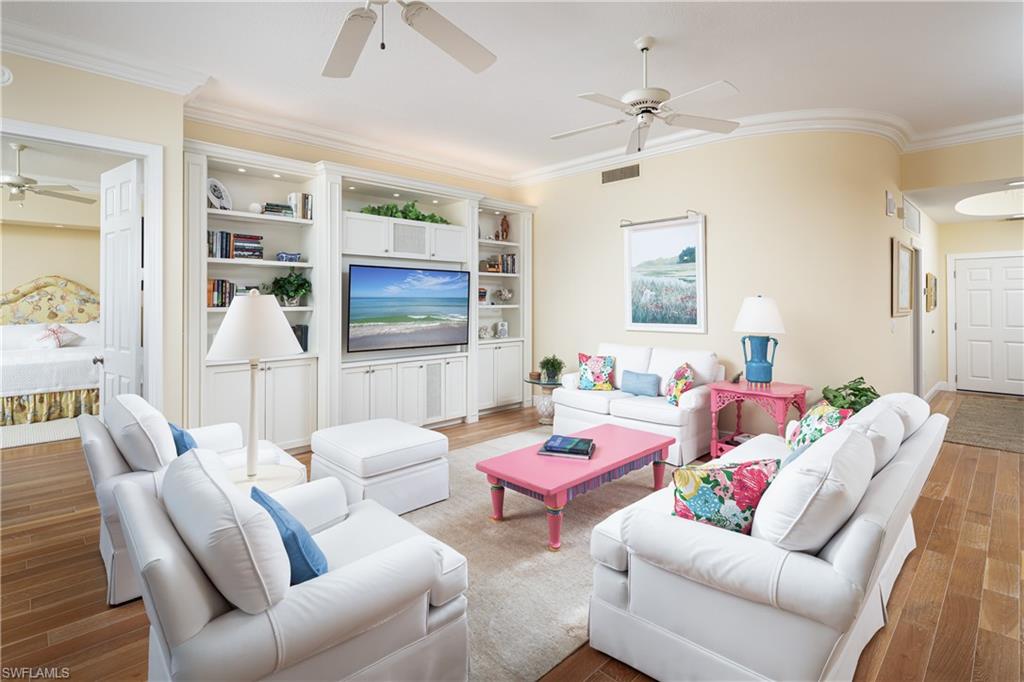 BAREFOOT BEACH CLUB - Residential