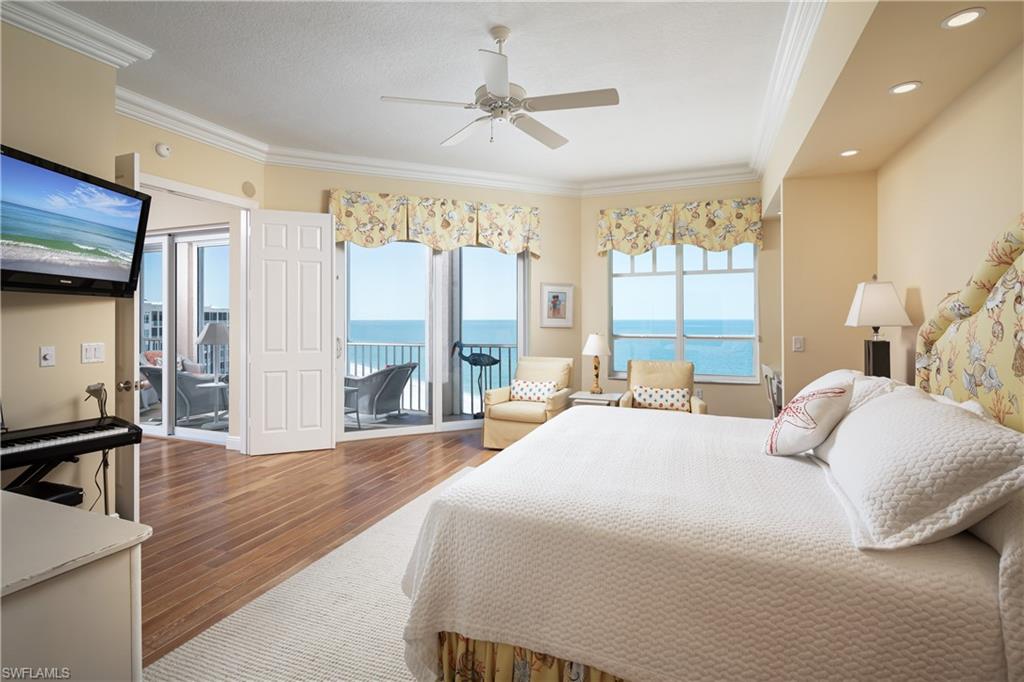 BAREFOOT BEACH CLUB - Residential