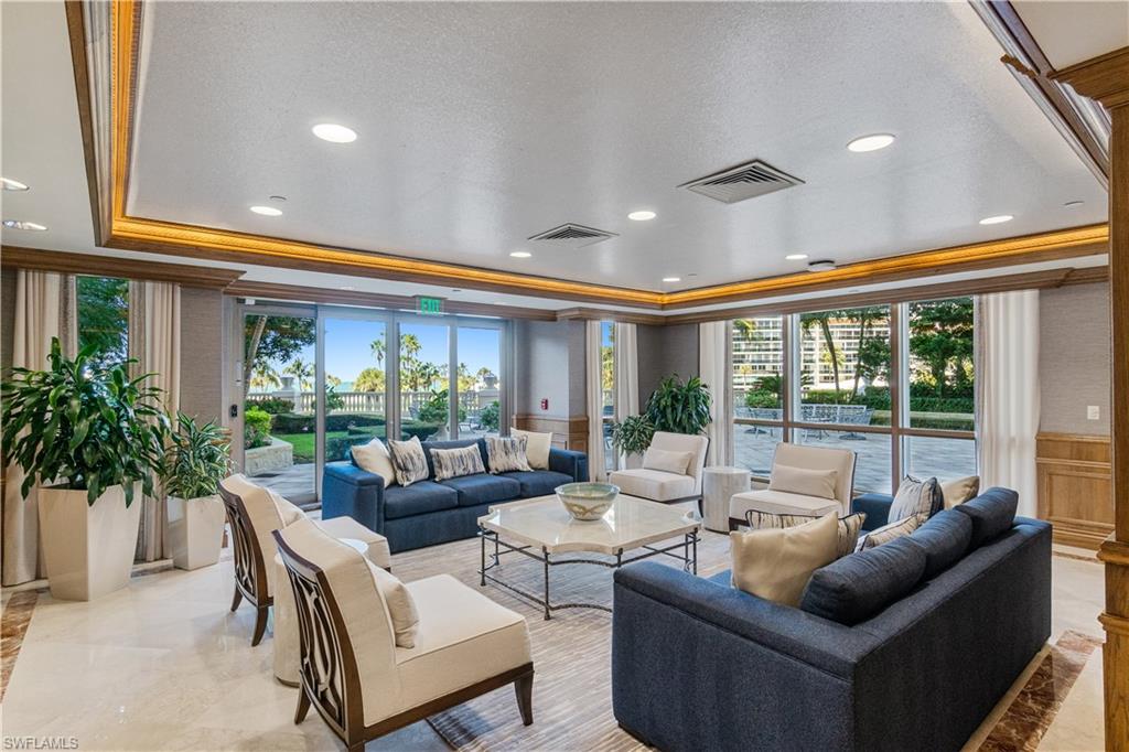 BRITTANY - Residential