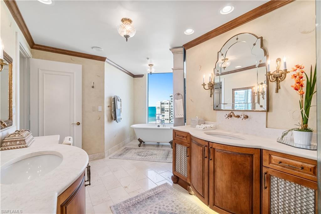 BRITTANY - Residential