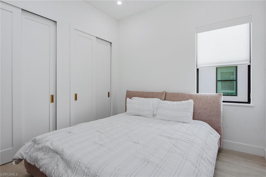 SABAL SANDS - Residential