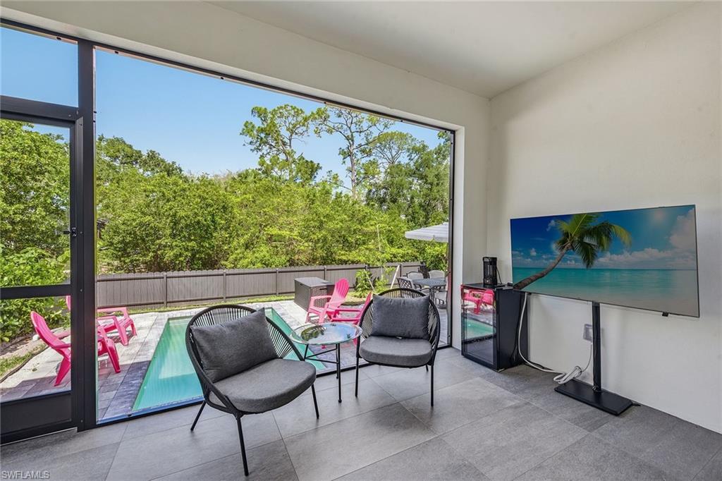 SABAL SANDS - Residential