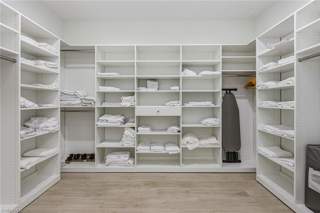 SABAL SANDS - Residential