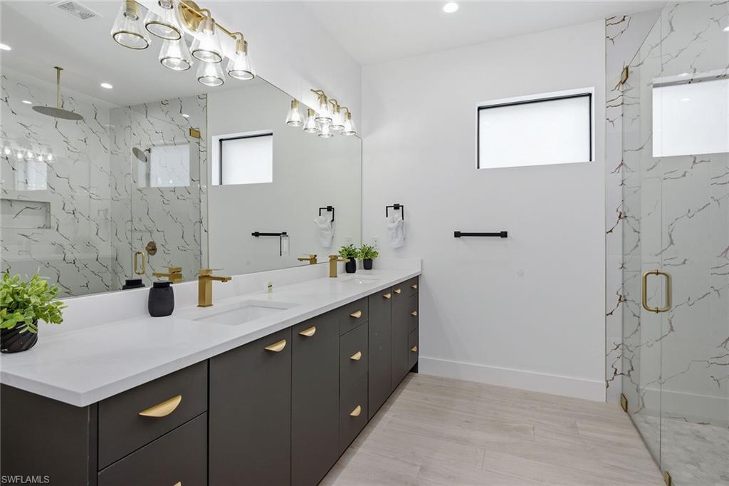 SABAL SANDS - Residential