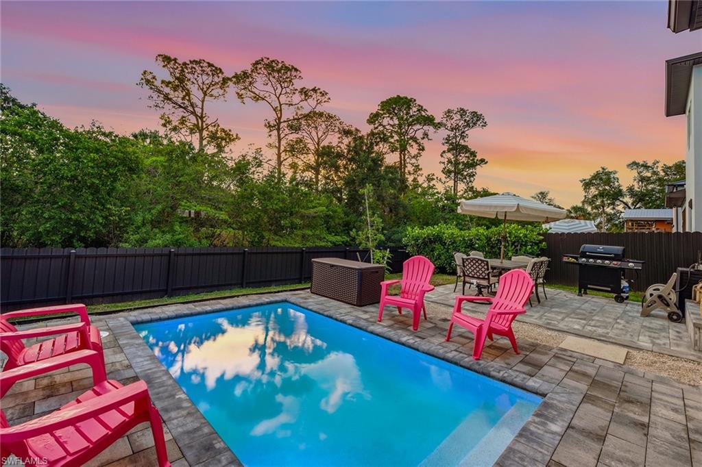 SABAL SANDS - Residential
