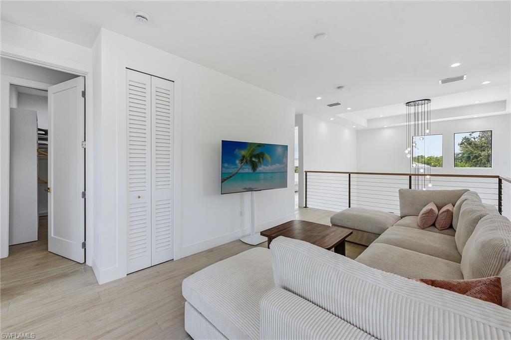 SABAL SANDS - Residential