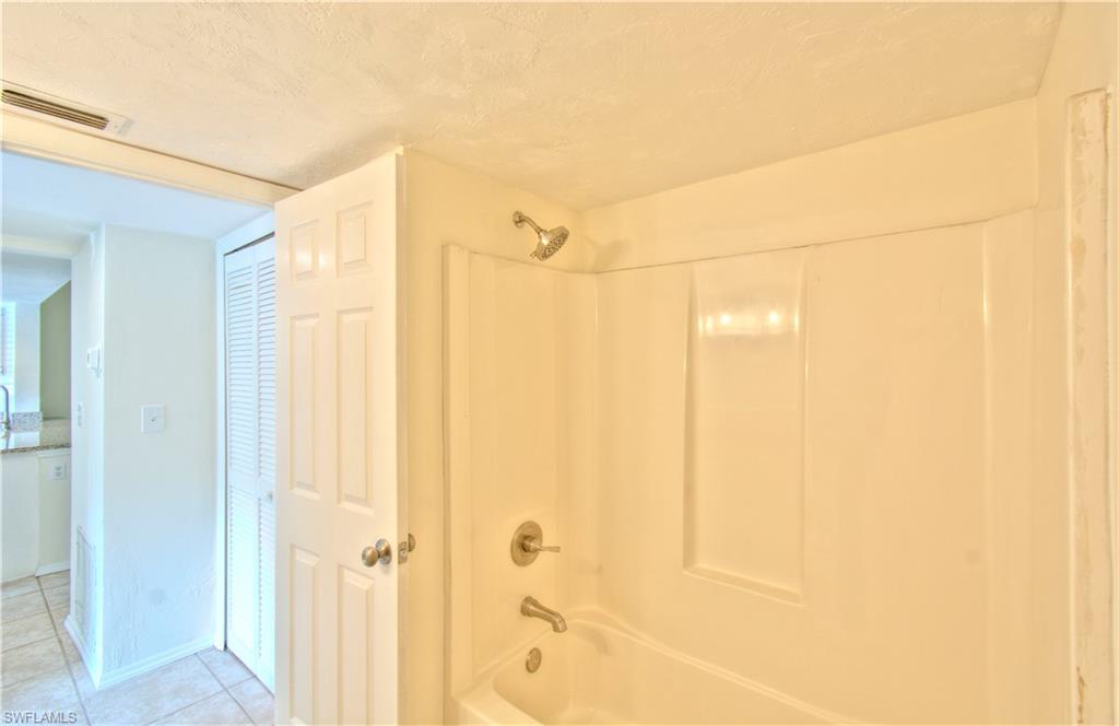 NAPLES TRACE - Residential Lease