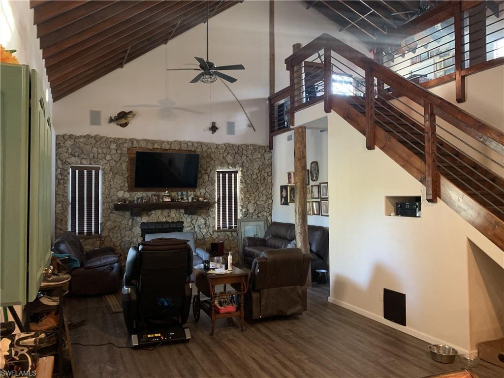 GOLDEN GATE ESTATES - Residential