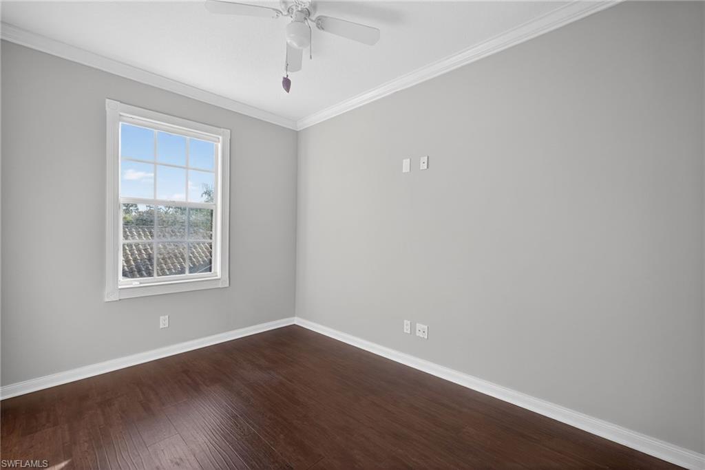 ISLAND WALK - Residential