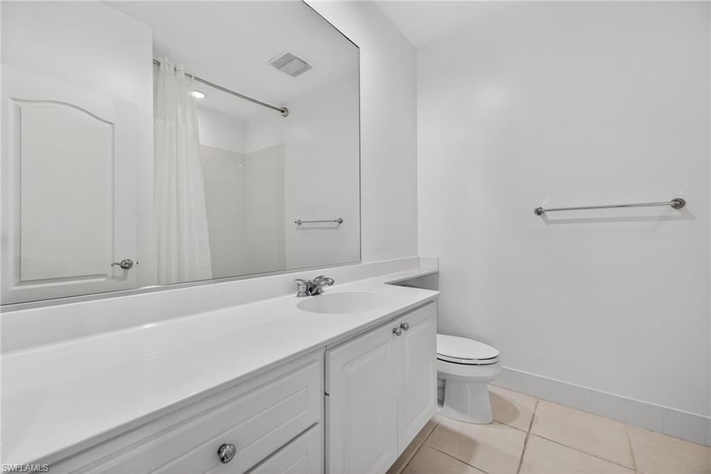 ISLAND WALK - Residential