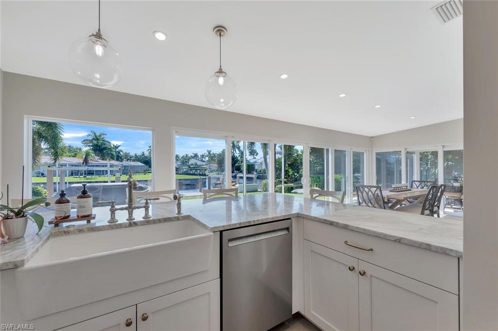 ROYAL HARBOR - Residential Lease