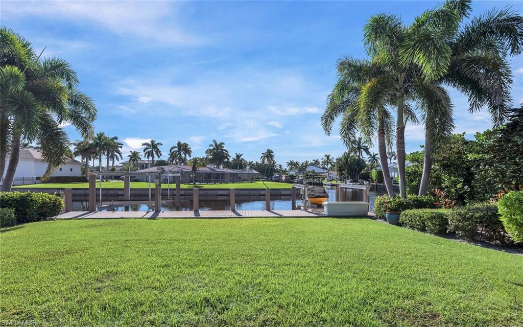 ROYAL HARBOR - Residential Lease