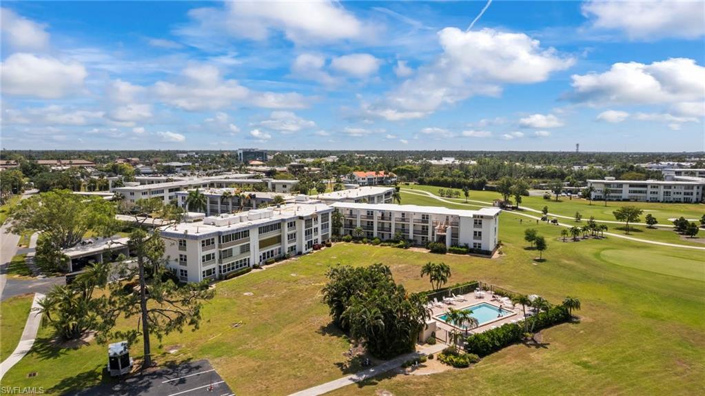 SEVEN LAKES - Residential